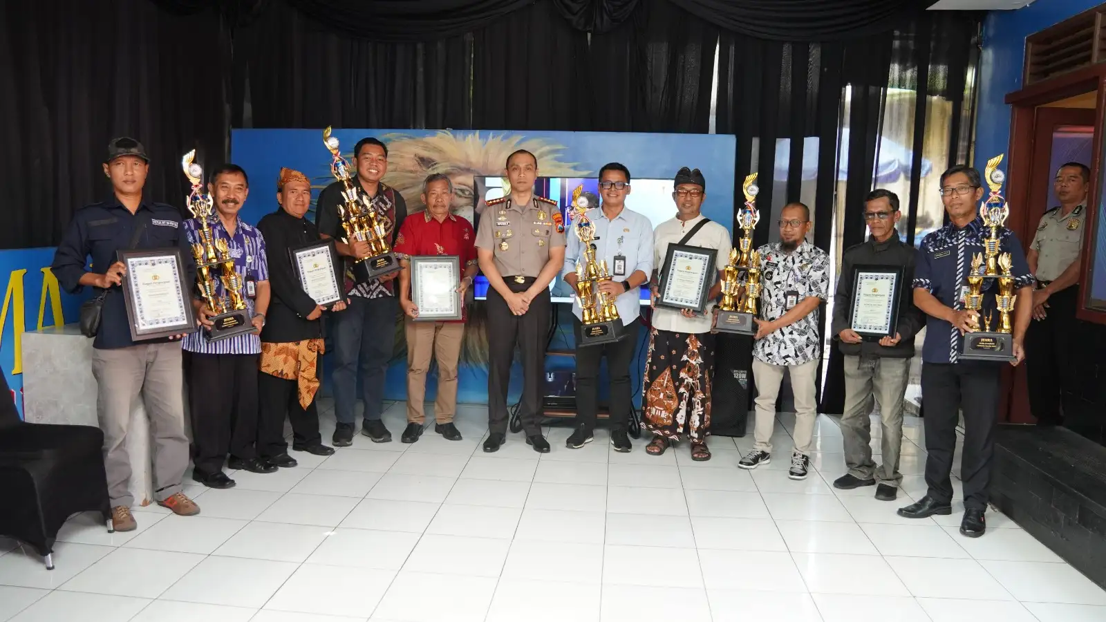 Kapolresta Malang Kota Berikan 48 Penghargaan dan Apresiasi Sinergi Warga bersama Tiga Pilar Kelurahan Juara Satkamling 2026