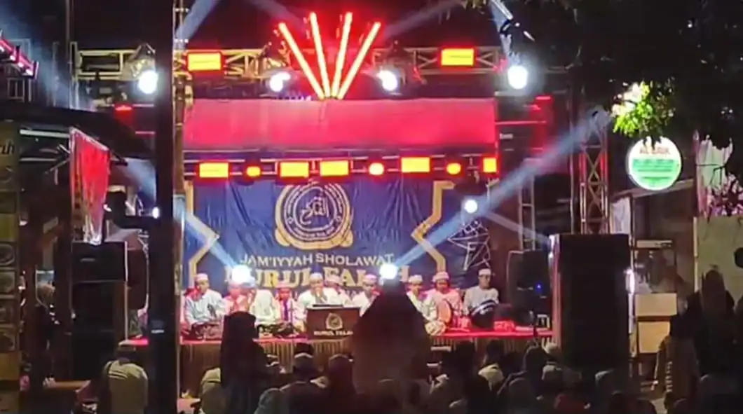 Rutinan Istighotsah dan Sholawat, Majelis Sholawat Nurul Falah di RT 12 (Rollas) Jalan Kecipir Bumiayu