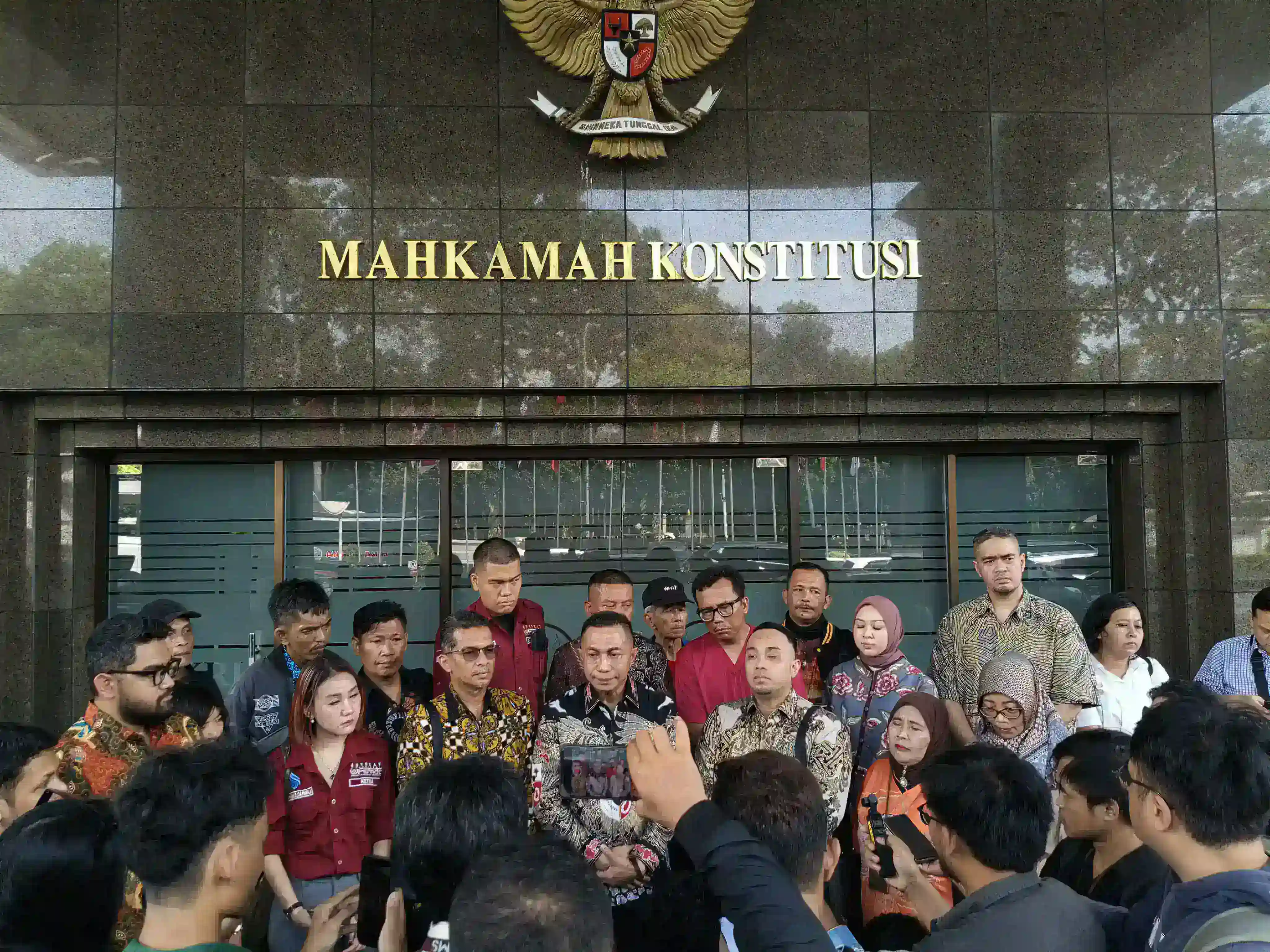 Harriani Bianca Ketua DPD FERADI WPI Jakarta Pimpin Perlawanan UU Kesehatan di MK, Donny Andretti Siap Turun Gunung Dukung Penuh