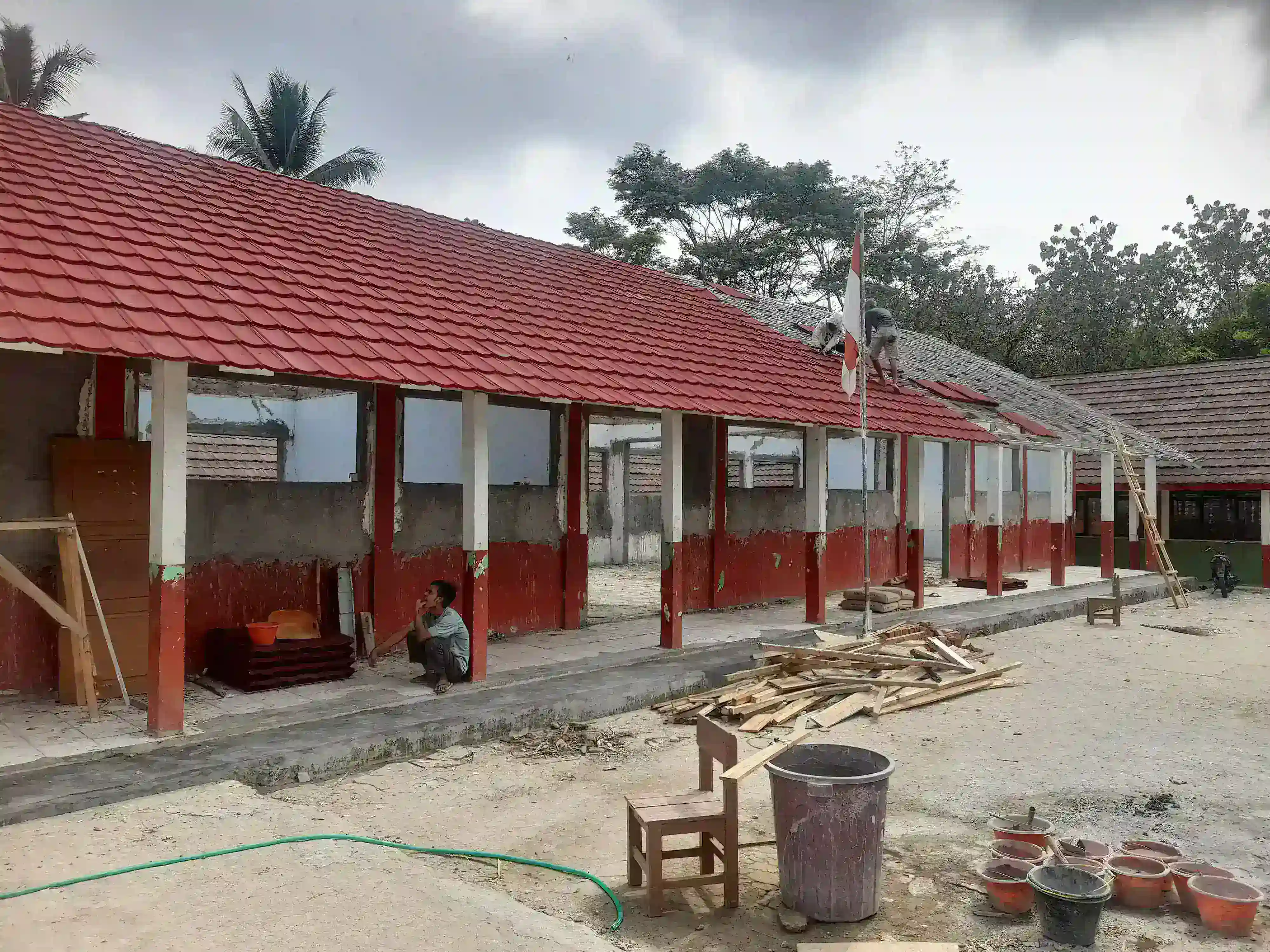 PT.Hindia Syafa Group Menanggulangi dan Memberi Sanksi Terhadap Pungli Oleh Karyawannya