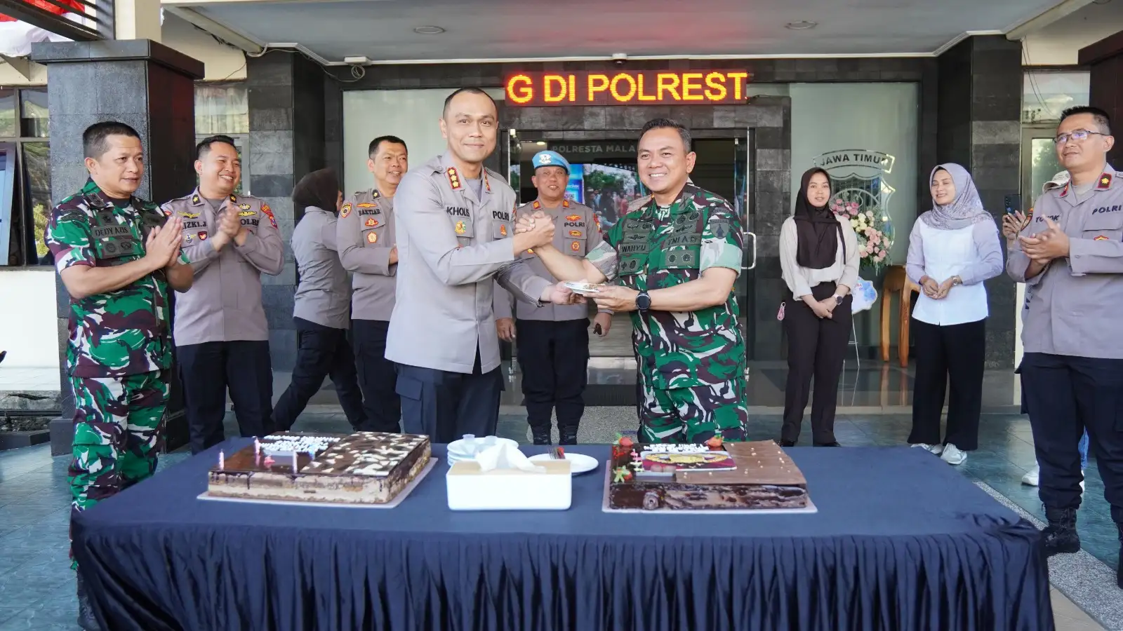 Korem 083/BDJ Geruduk Polresta Malang Kota Meriahkan Hari Bhayangkara ke-80